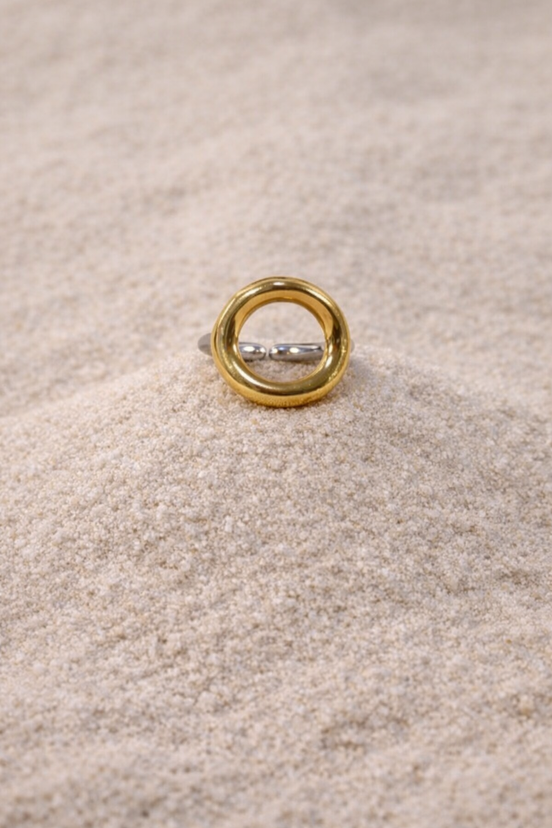 Loop Muse Ring