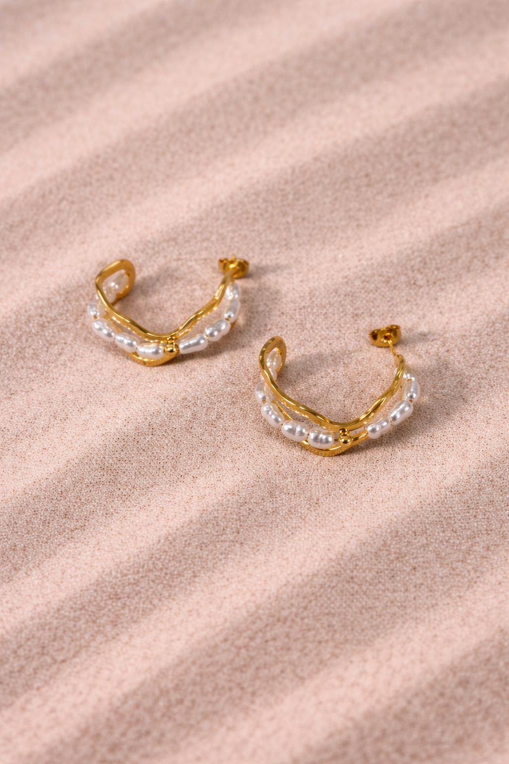 Pearl Flow Curve Pierce