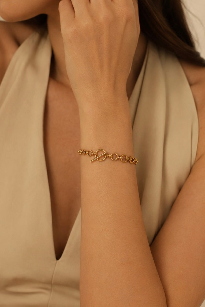 Circle Story Bracelet