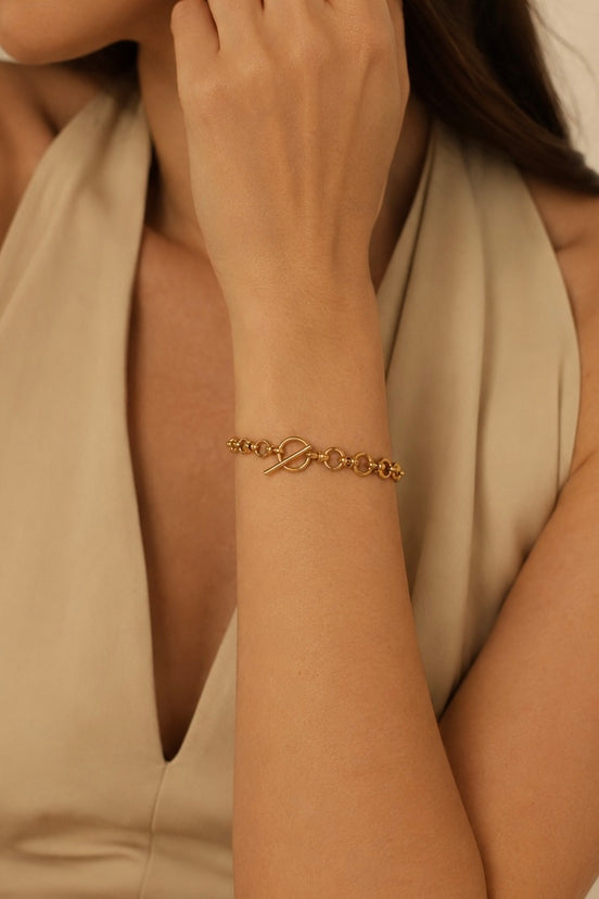 Circle Story Bracelet