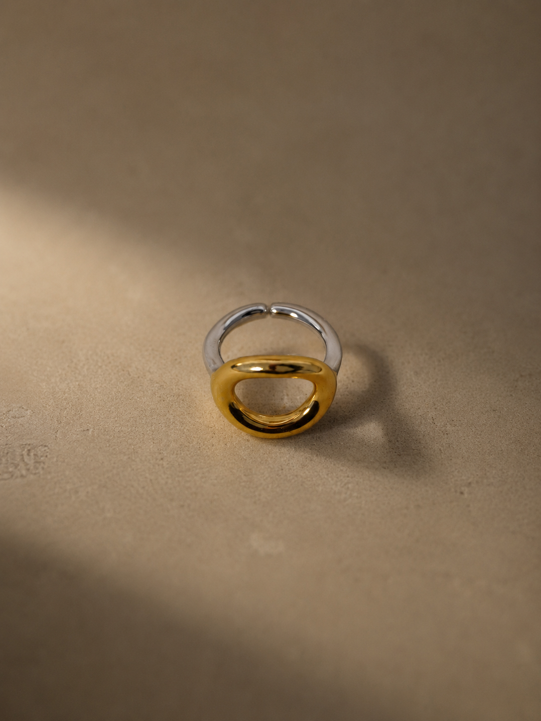 Loop Muse Ring
