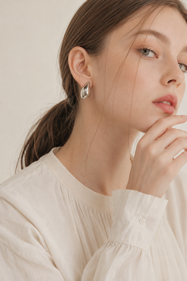 Tulip Bud Earring