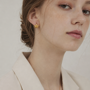 Ribbon Cross Pierce