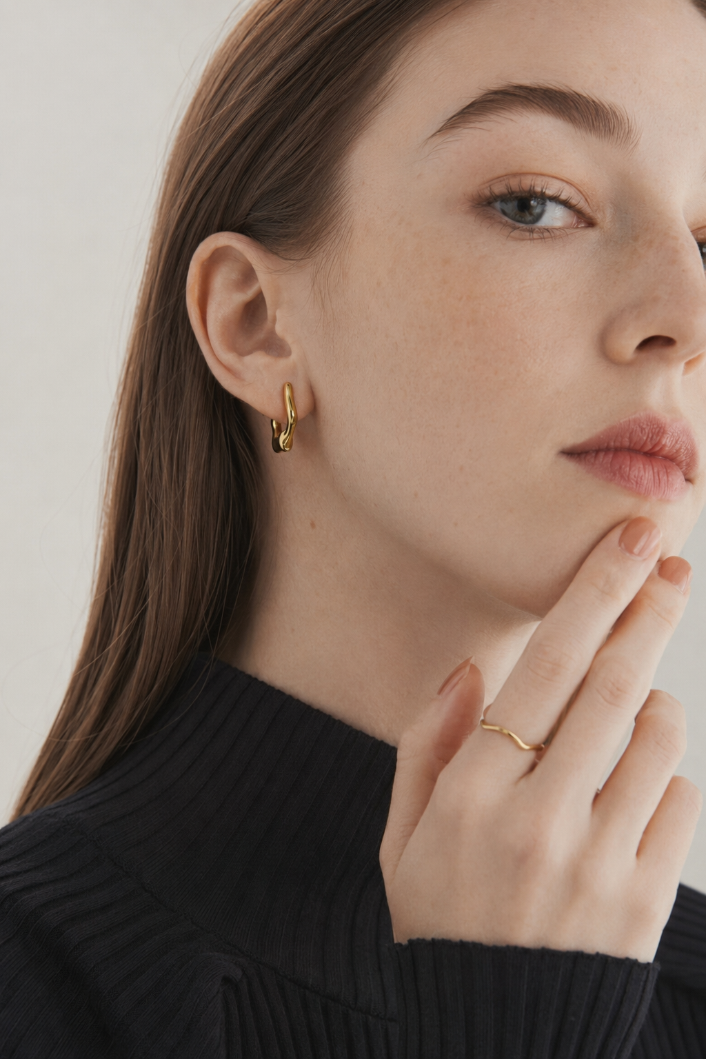 Liquid Drift Form Earring
