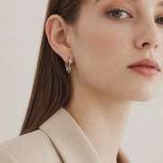 Daily Glow Loop Pierce