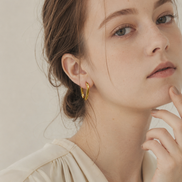 Daily Glow Loop Pierce