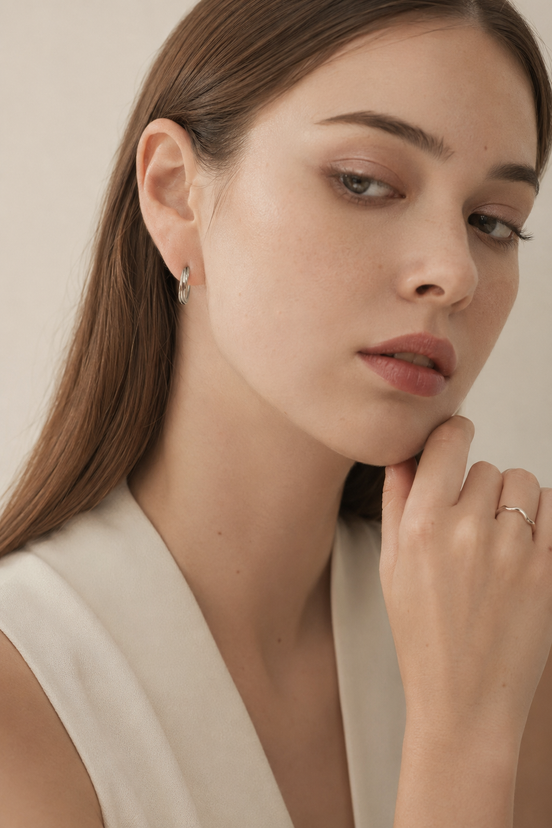 Twist Glow Loop Pierce
