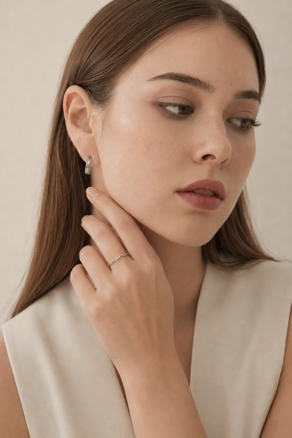 Twist Glow Loop Pierce