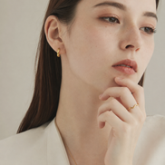 Twist Glow Loop Pierce