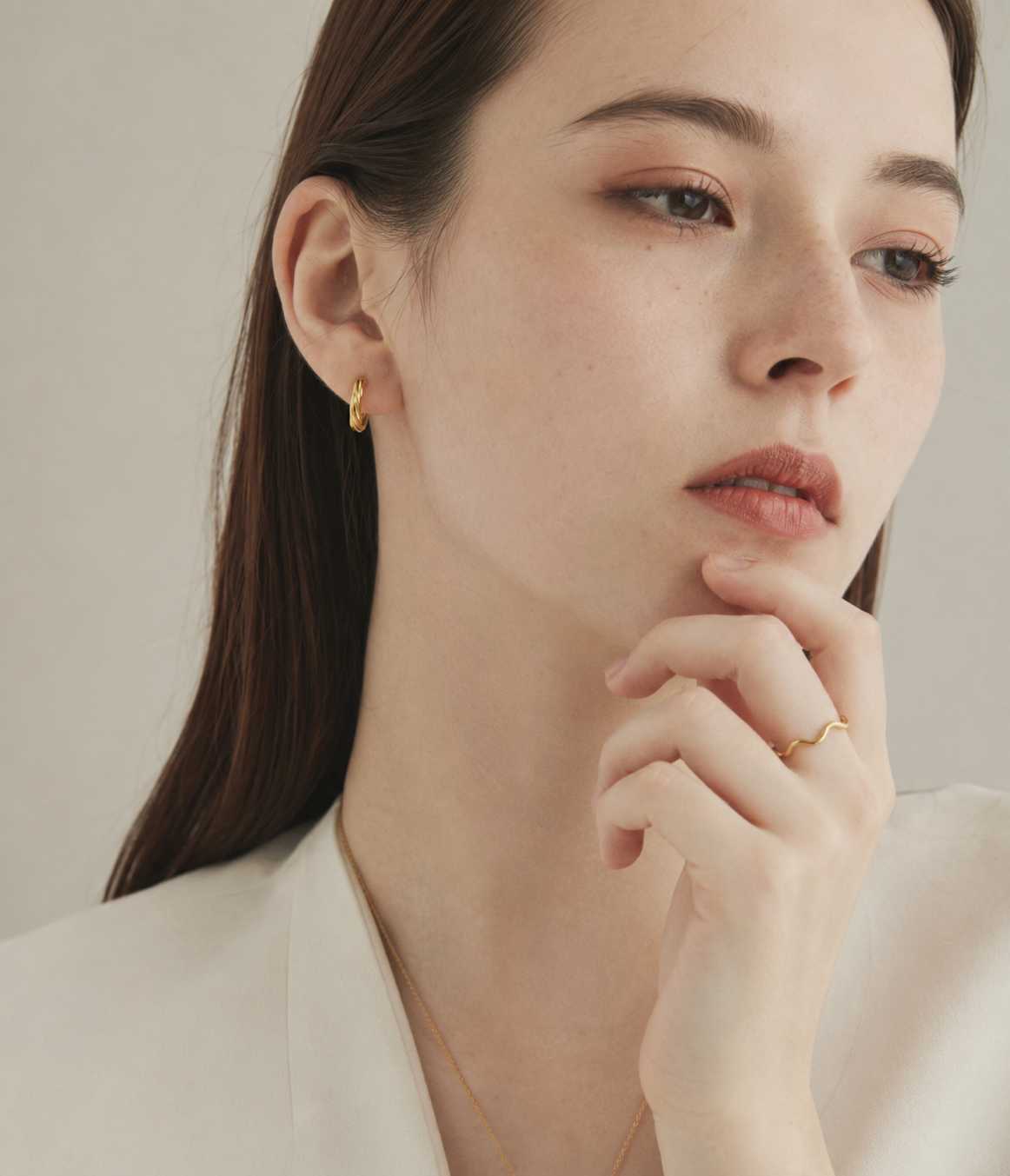 Twist Glow Loop Pierce
