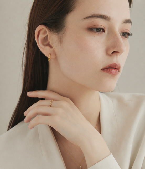 Twist Glow Loop Pierce