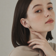 Knot Hoop Pierce