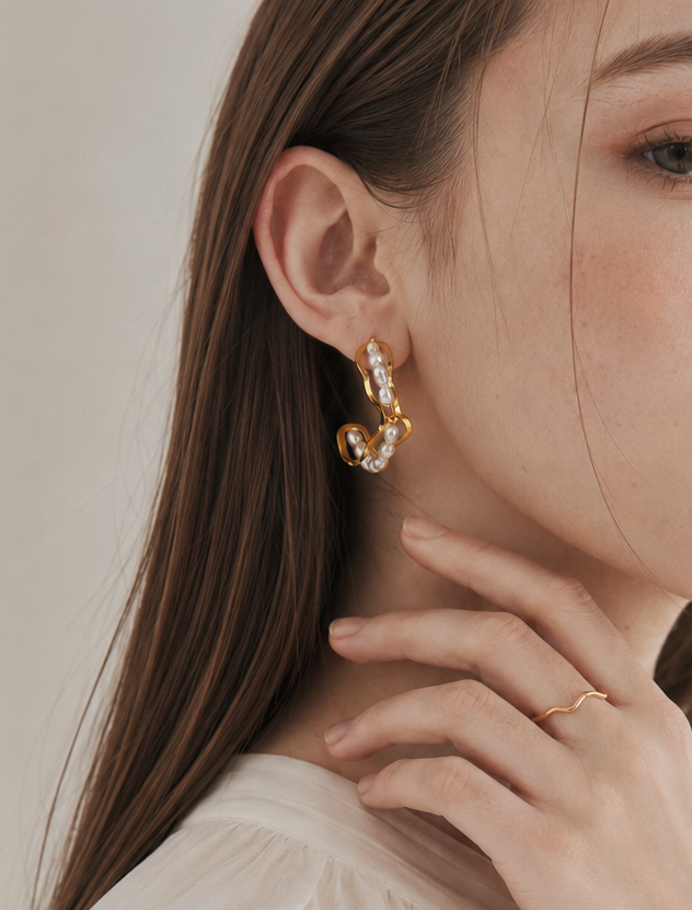 Pearl Flow Curve Pierce