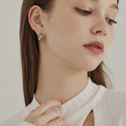 Honey Puff Clip Earring