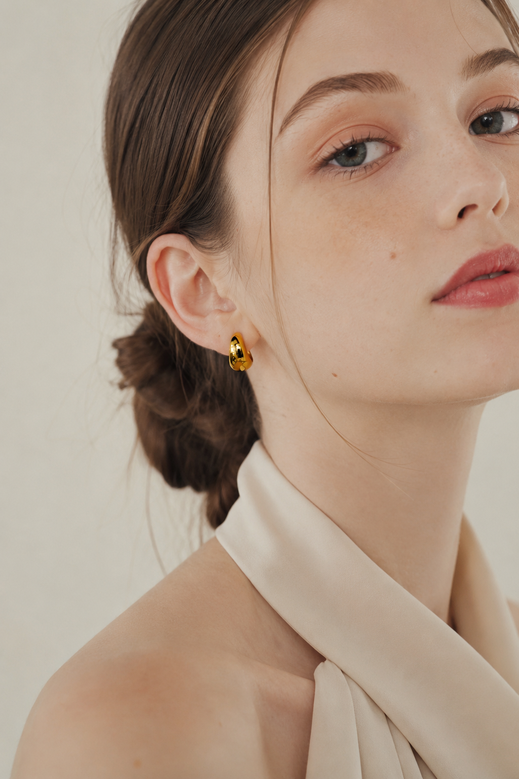 Honey Puff Clip Earring