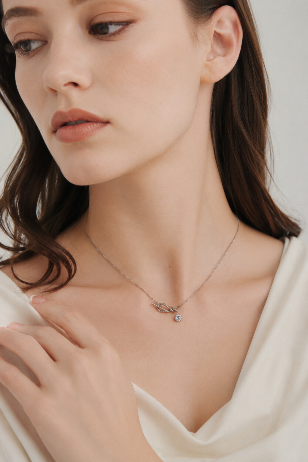 Lien Spark Chain Necklace