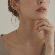 Air Line Necklace