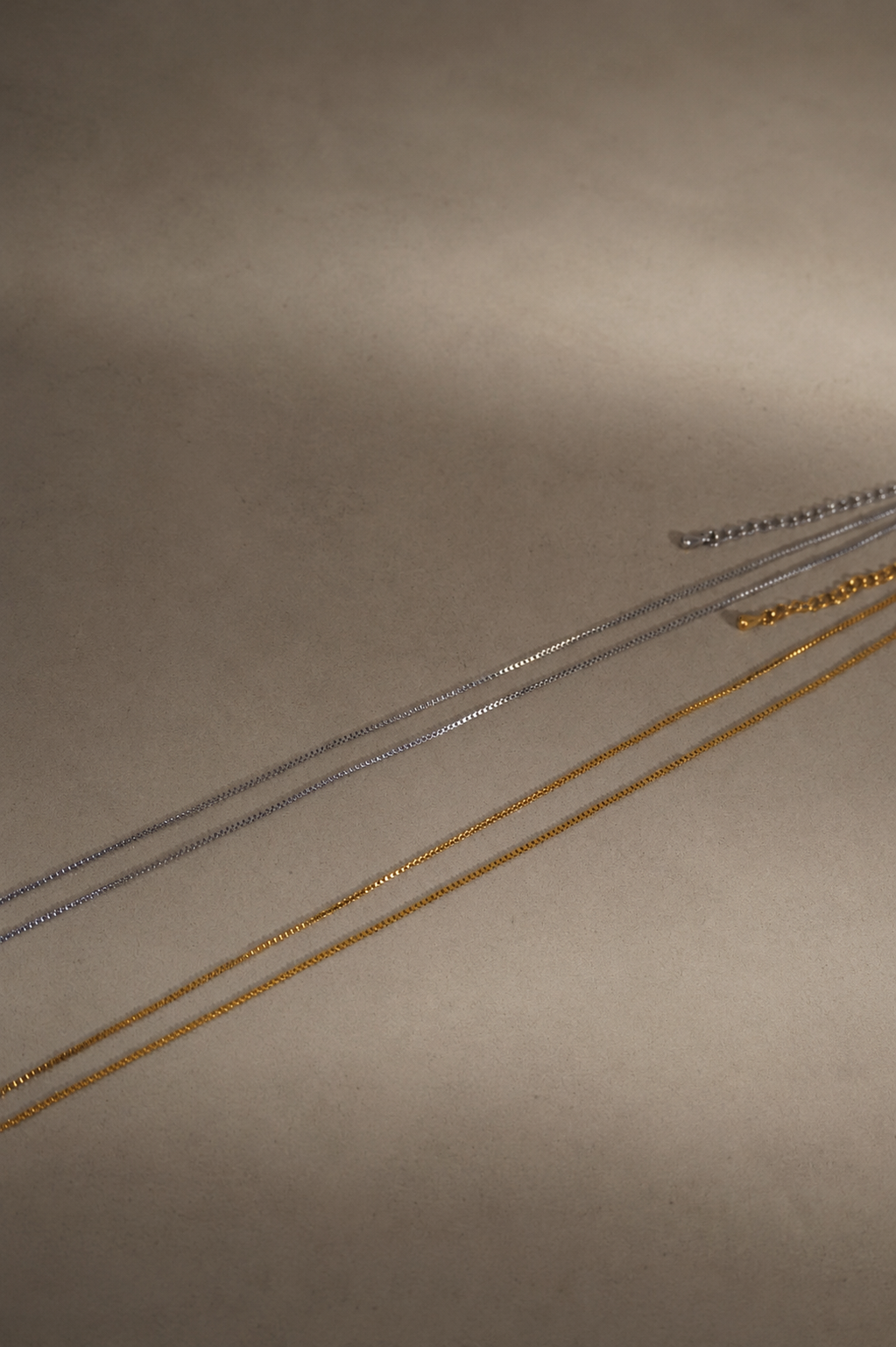 Air Line Necklace