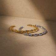 Twist Pulse Bangle
