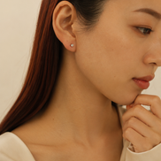 Tiny Spark Stud Pierce