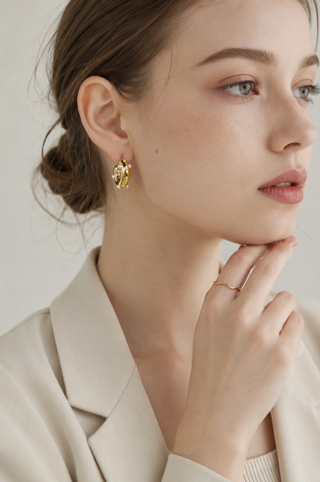 Honey Pearl Pierce