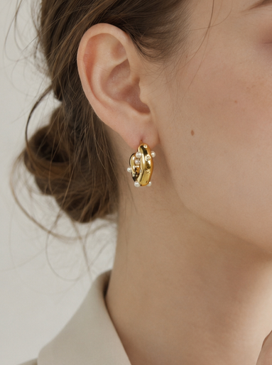 Honey Pearl Pierce