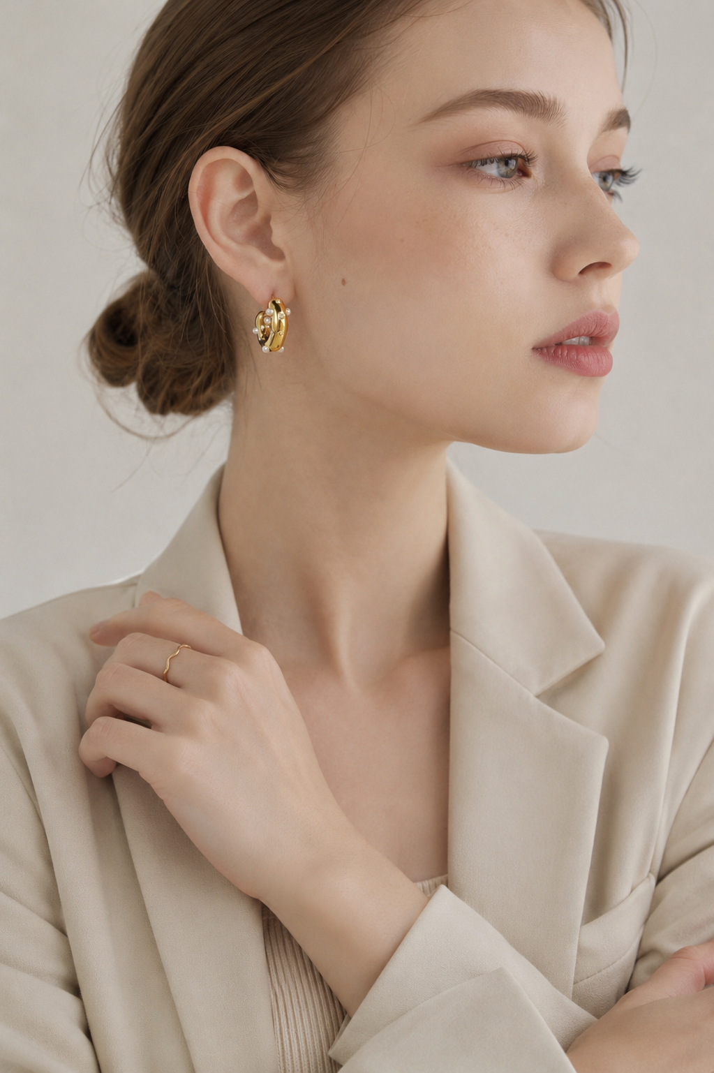 Honey Pearl Pierce