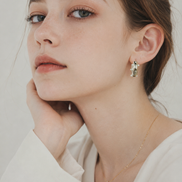 Honey Pearl Pierce