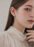 Tiny Hug Ear Cuff