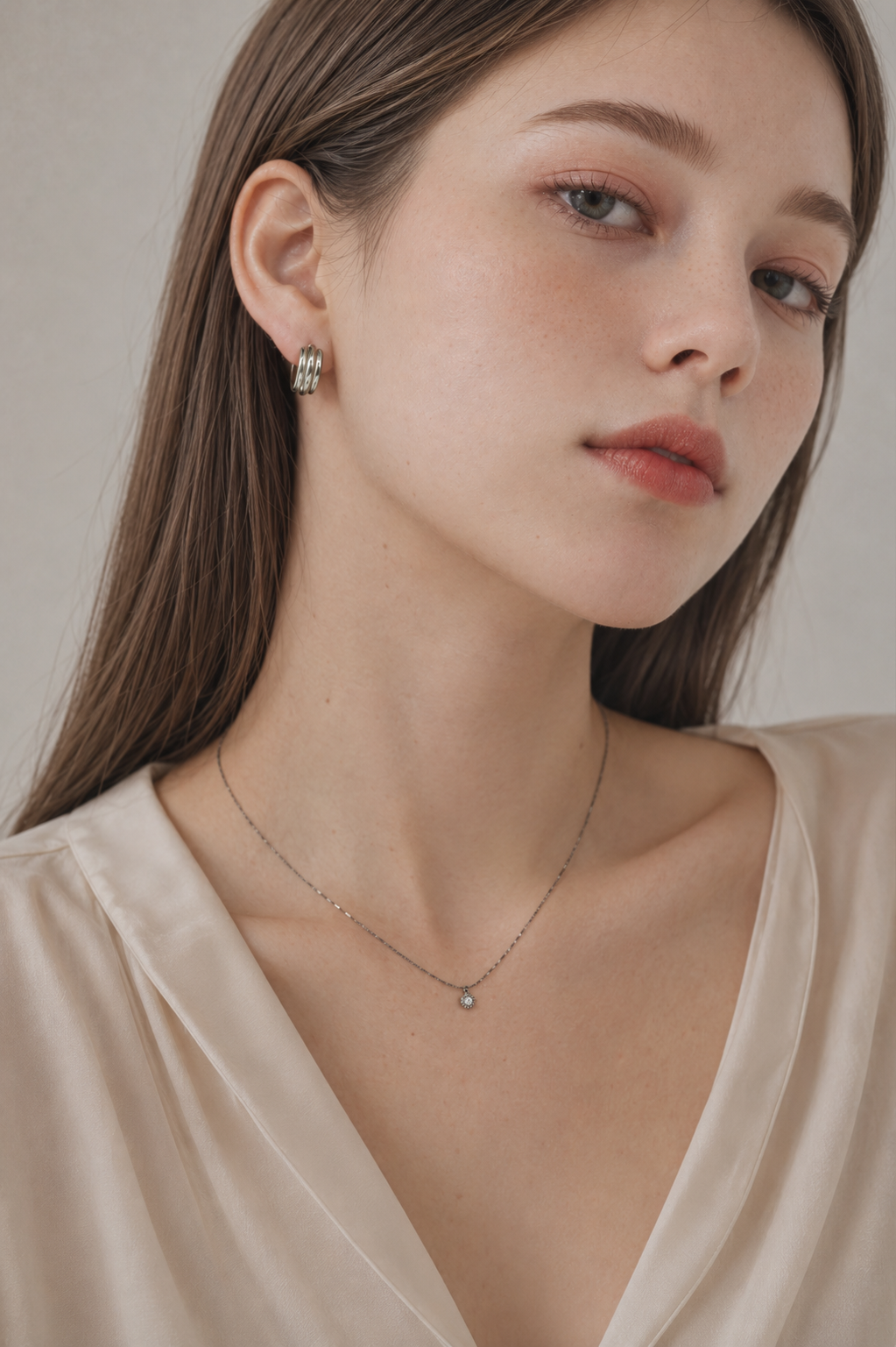 Éclat Tiny Pendant Necklace
