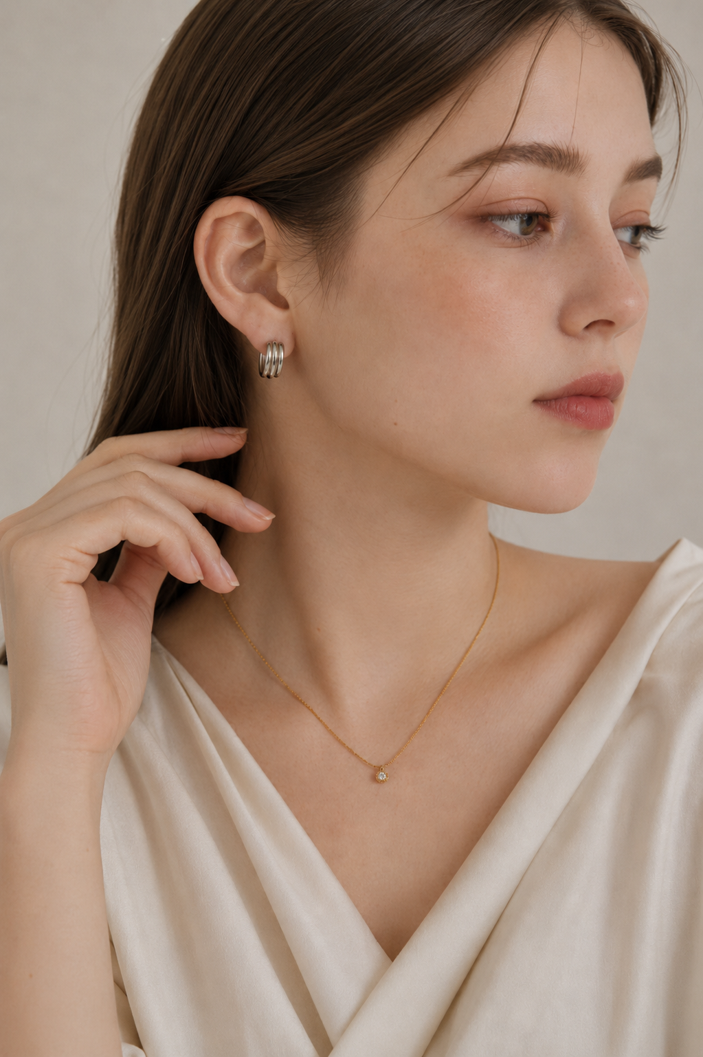 Éclat Tiny Pendant Necklace