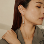 Linear Drip Charm Pierce