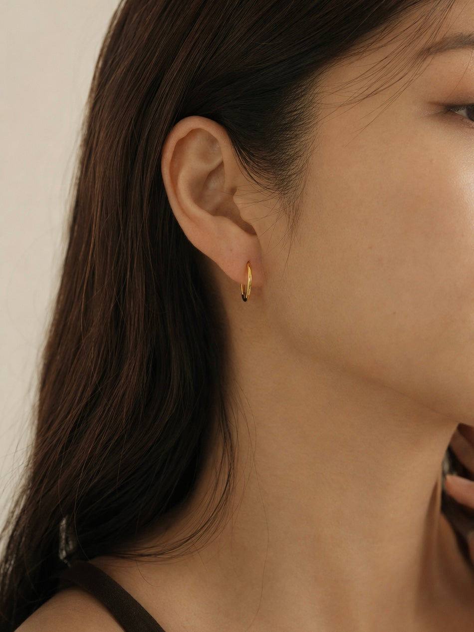 Petit Classic Loop Pierce