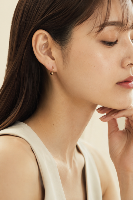 Petit Classic Loop Pierce