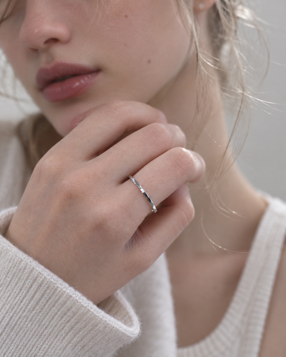 Tiny Spark Ring