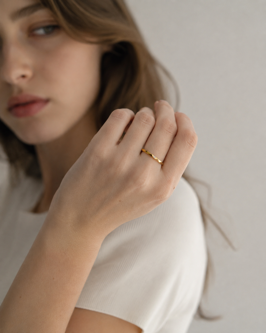 Tiny Spark Ring