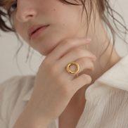 Loop Muse Ring