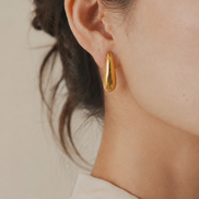 Tear Fiction Earring