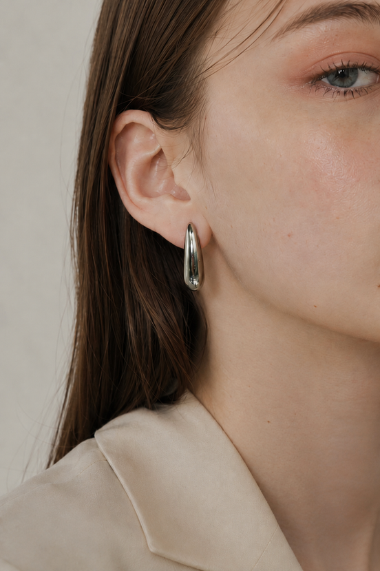 Tear Fiction Earring