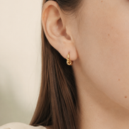 Knot Hoop Pierce