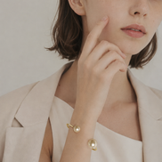 Pearl Orbit Bangle