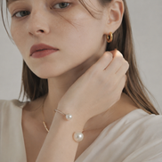 Pearl Orbit Bangle