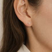 Tiny Spark Stud Pierce