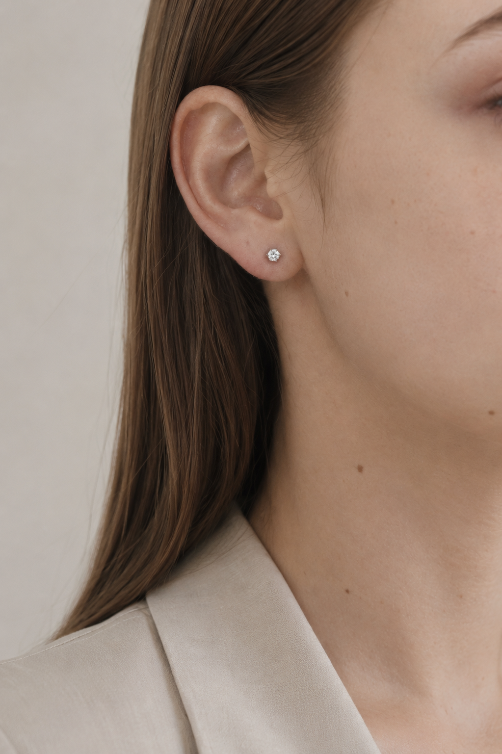 Tiny Spark Stud Pierce