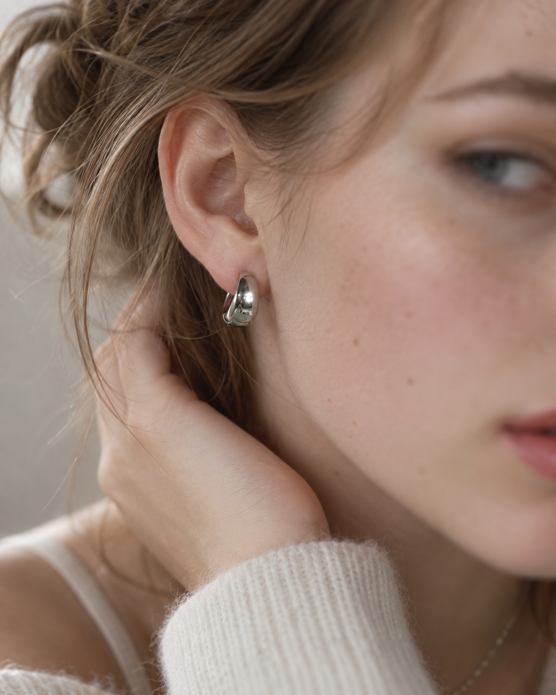 Honey Puff Clip Earring