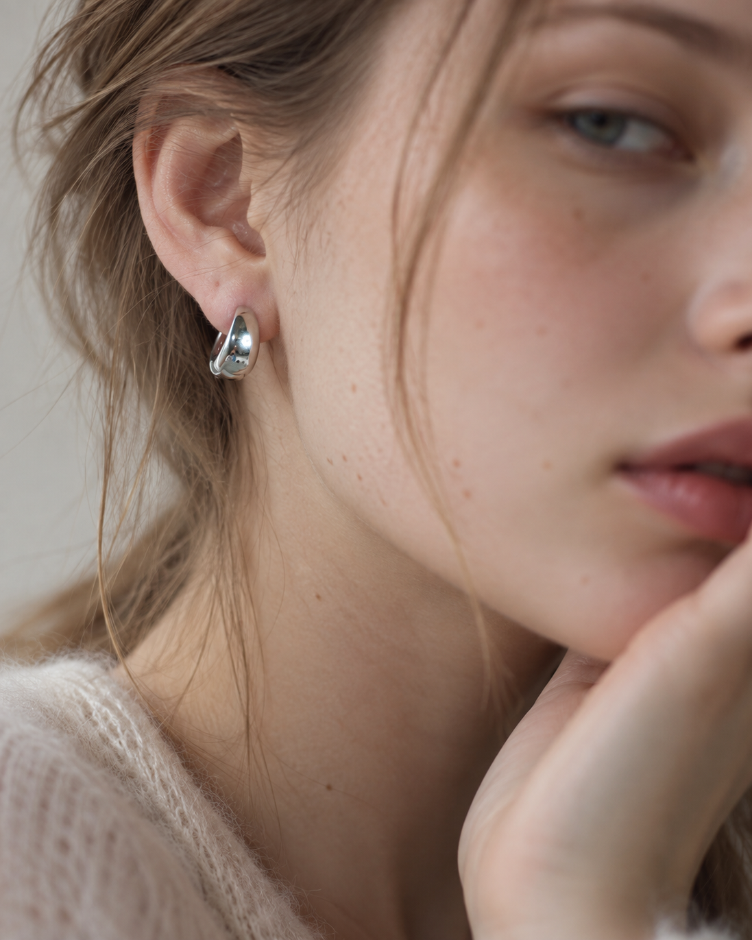 Honey Puff Clip Earring