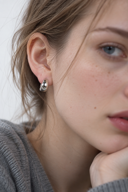 Honey Puff Clip Earring