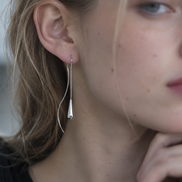 Linear Drip Charm Pierce