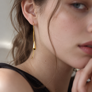 Linear Drip Charm Pierce