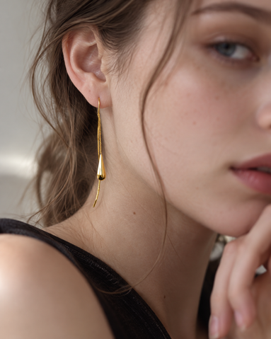 Linear Drip Charm Pierce